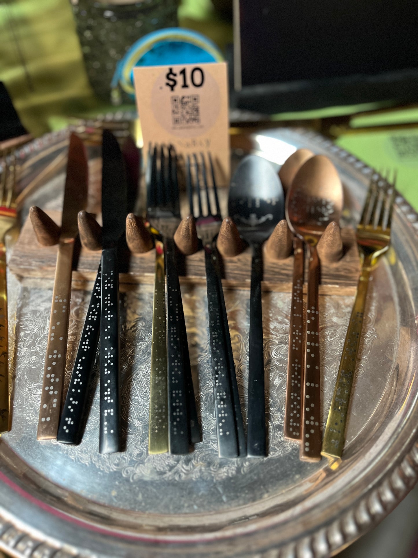 Braille engraved utensil